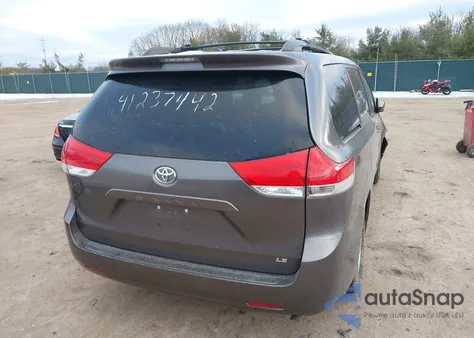 2012 Toyota Sienna Le V6 8 Passenger из США, поврежденный, VIN 5TDKK3DC5CS184085